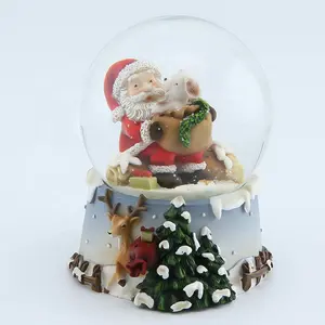 定制树脂迷你雪地球散装圣诞老人和狗的圣诞装饰