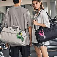 Porte-clés haltère avec plaque de poids - Impression UV style anime, accessoires de gym, breloques de sac unisexe aux couleurs vives