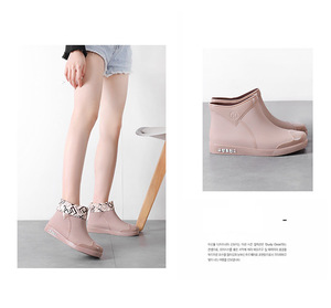 <span class=keywords><strong>Botas</strong></span> <span class=keywords><strong>de</strong></span> montar impermeables <span class=keywords><strong>de</strong></span> tubo corto para <span class=keywords><strong>mujer</strong></span>, con forro <span class=keywords><strong>de</strong></span> terciopelo, a la moda, para lluvia, para <span class=keywords><strong>mujer</strong></span> adulta, última tendencia - Product Image 6