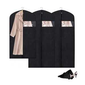 La mejor bolsa de ropa de transporte de tela para almacenamiento de trajes y protector de ropa de viaje - Product Image 1