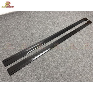 สเกิร์ตข้างคาร์บอนไฟเบอร์ทรง MTN สำหรับ Audi RS6 C7 ปี 2013-2018 ชุดแต่งสเกิร์ตข้างคาร์บอน อะไหล่ชุดแต่งตัวถังรถยนต์ - Product Image 3