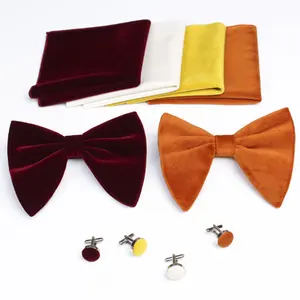 Oro Morbido Velluto Peluche Pleuche Farfalla Big Bow tie Set con Pocket Piazza e Gemelli per Gli Uomini Le Donne Studente di College Uniforme