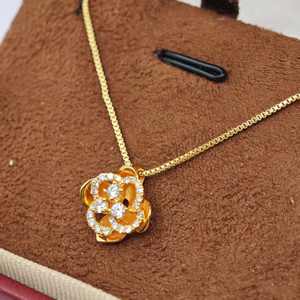 UM Jewelry - Collar con Colgante de Plata 925 y Circonita, Chapado en Oro, Apto para Unisex/Hombres/Mujeres, Regalo para Uso Diario o Aniversario - Product Image 4