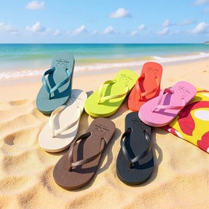 Nouvelles sandales décontractées pour hommes, style simple, couleur unie, antidérapantes, pour étudiants, <span class=keywords><strong>et</strong></span> sandales d'été en gros pour femmes - Product Image 3