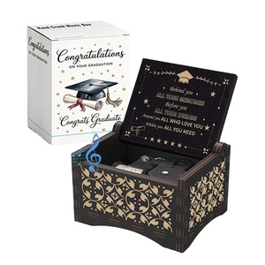 Caja de Música Personalizada con Manivela, Regalos de Graduación, Suministro al por Mayor para Fiestas y Ceremonias - Product Image 1