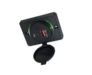 Cargador de Coche Tipo C, Cargador Rápido con Pantalla LED de Voltímetro, Modelo A7, Universal, Negro, Resistente al Fuego, Certificado por CE y FCC, Modificado - Product Image 1