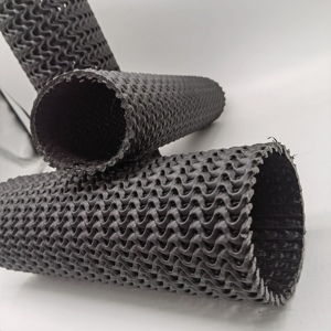 Tuyau perméable rigide en HDPE : Tuyau perméable rigide, ondulé et à structure maillée pour le drainage des écoulements des pentes autoroutières - Product Image 4