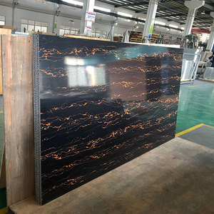 Panneau mural en alliage d'<span class=keywords><strong>aluminium</strong></span> nid d'abeille, entièrement en <span class=keywords><strong>aluminium</strong></span>, grande <span class=keywords><strong>plaque</strong></span> autonome <span class=keywords><strong>pour</strong></span> la décoration murale intégrée au plafond de la <span class=keywords><strong>cuisine</strong></span> - Product Image 5