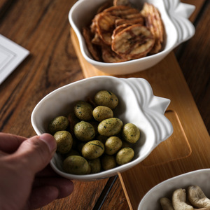 <span class=keywords><strong>Assiette</strong></span> à fruits <span class=keywords><strong>en</strong></span> céramique, 3 compartiments, sauce soja, trempage, décoration de table, <span class=keywords><strong>assiette</strong></span> à fruits, <span class=keywords><strong>assiette</strong></span> à collation de restaurant - Product Image 4