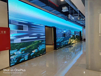 Pantalla LED Inmersiva para Interiores, Video Wall Multisuperficie a Todo Color para Exposiciones, Museos y Salas de Experiencia Digital