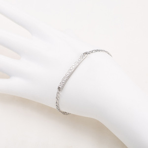 Yunnique – Bracelet en acier titane plaqué or, avec motif floral, étiquette incurvée, bijoux unisexes, cadeau - Product Image 3