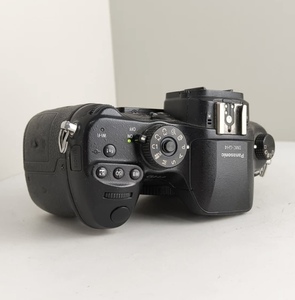 Cámara Panasonic GH4 sin Espejo para Grabación de Video, Pantalla Táctil Abatible, Live MOS, Cámara Usada al por Mayor - Product Image 5