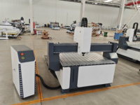 Fresadora CNC de un solo husillo ZHONGKE 1325 para grabado y corte de puertas de muebles