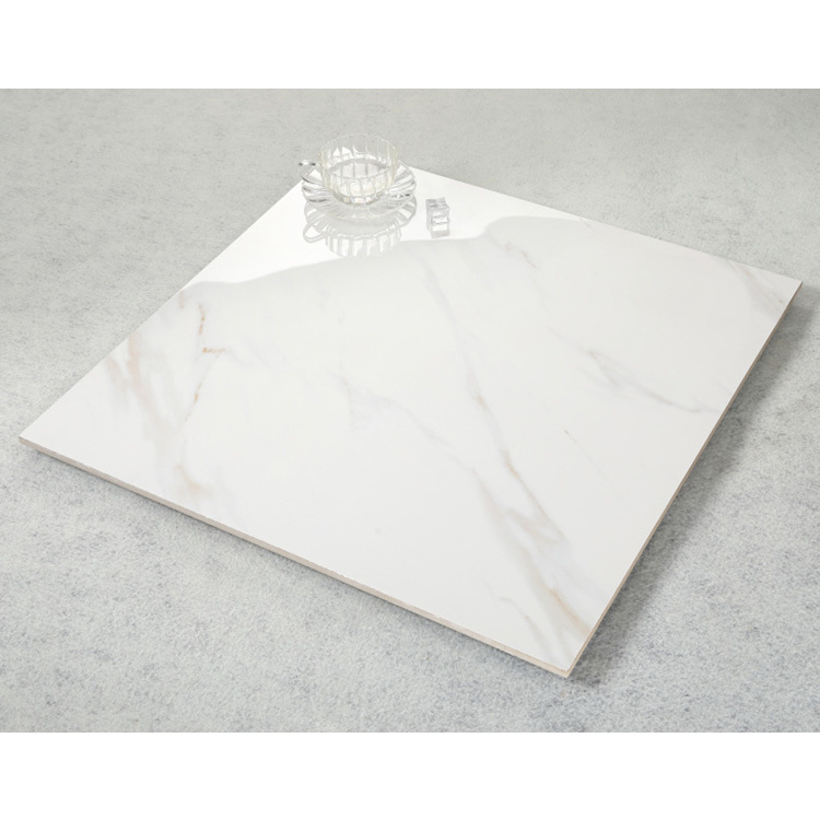 600*600 - Carla blanche 04