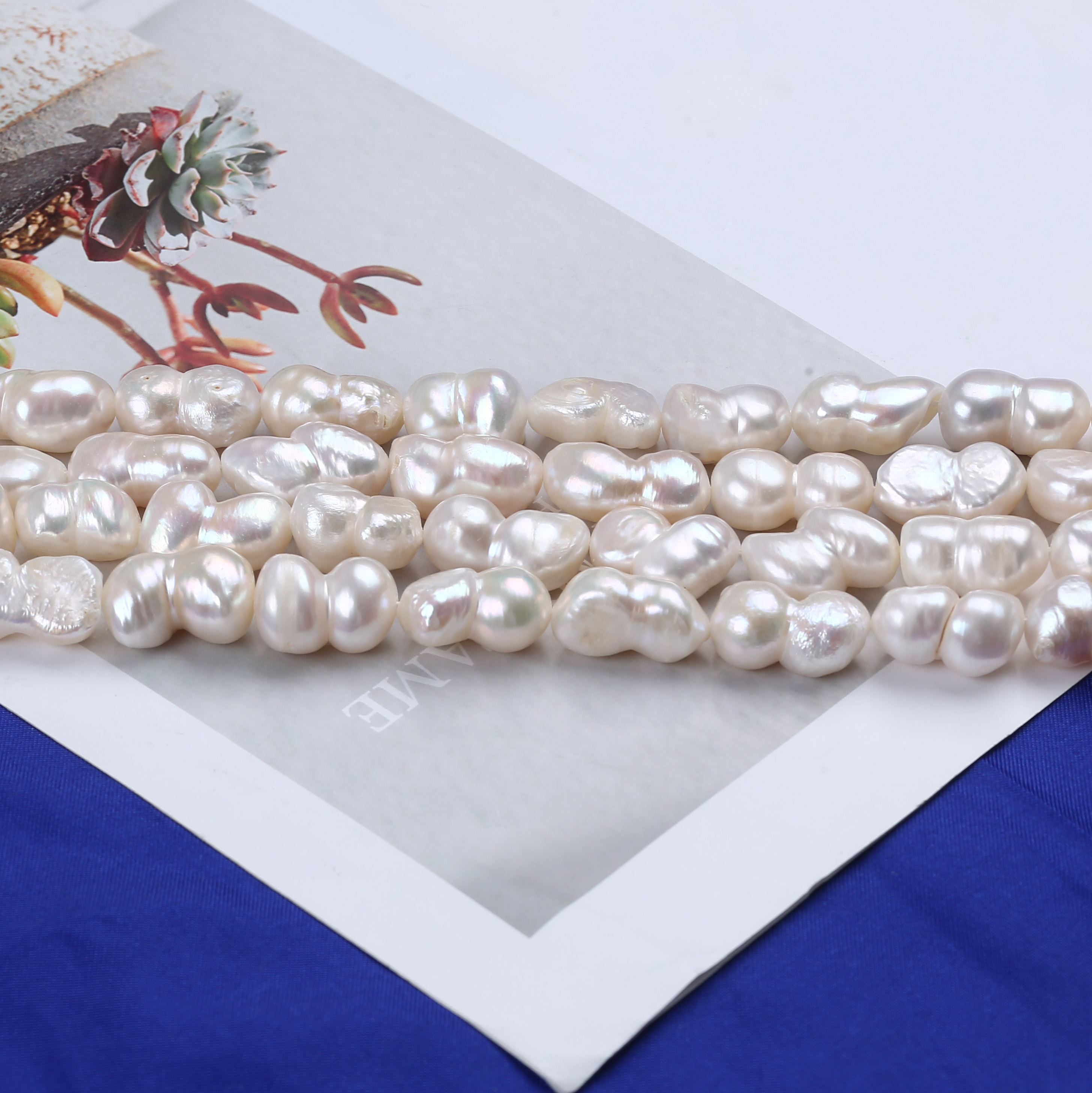 ひょうたん形ホワイトバロックパールビーズストランド淡水