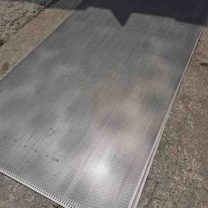 Lamiera Forata in Acciaio Inox 304 Sabbiata con Fori Rotondi Tagliati al Laser Personalizzata OEM Lavorazione CNC - Product Image 1