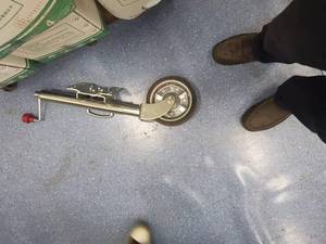 <span class=keywords><strong>Roue</strong></span> <span class=keywords><strong>jockey</strong></span> de haute qualité Tengfei 1000lbs Trailer Jacks pour remorques avec balançoire supérieure - Product Image 4