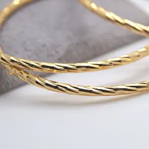 Wholesale classic exquisite simple fashion women's bangle 18k Gold Plated Fashion Bracelet Jewelry