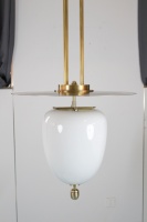 XZ Klare & Opalglas-Lampenschirme, Hoher Vertikaler Mehrstabiger Messingrahmen & Mehrschichtiges Scheibendesign, Handgeblasene Glas-Pendelleuchte