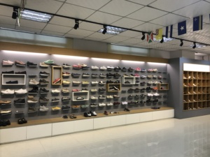 Scarpe di Design Alexander, Marca Famosa, Produzione Cinese, Mc Air Queen, per Uomo e Donna, Scarpe Sportive da Basket e Sneakers - Product Image 4