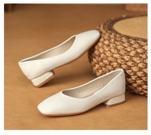 Classic Design Fashion Quality Women Low <b>Heel</b> Casual Pumps Comfortable Black <b>White</b> Ladies <b>Heels</b> Shoes - Product Image 2