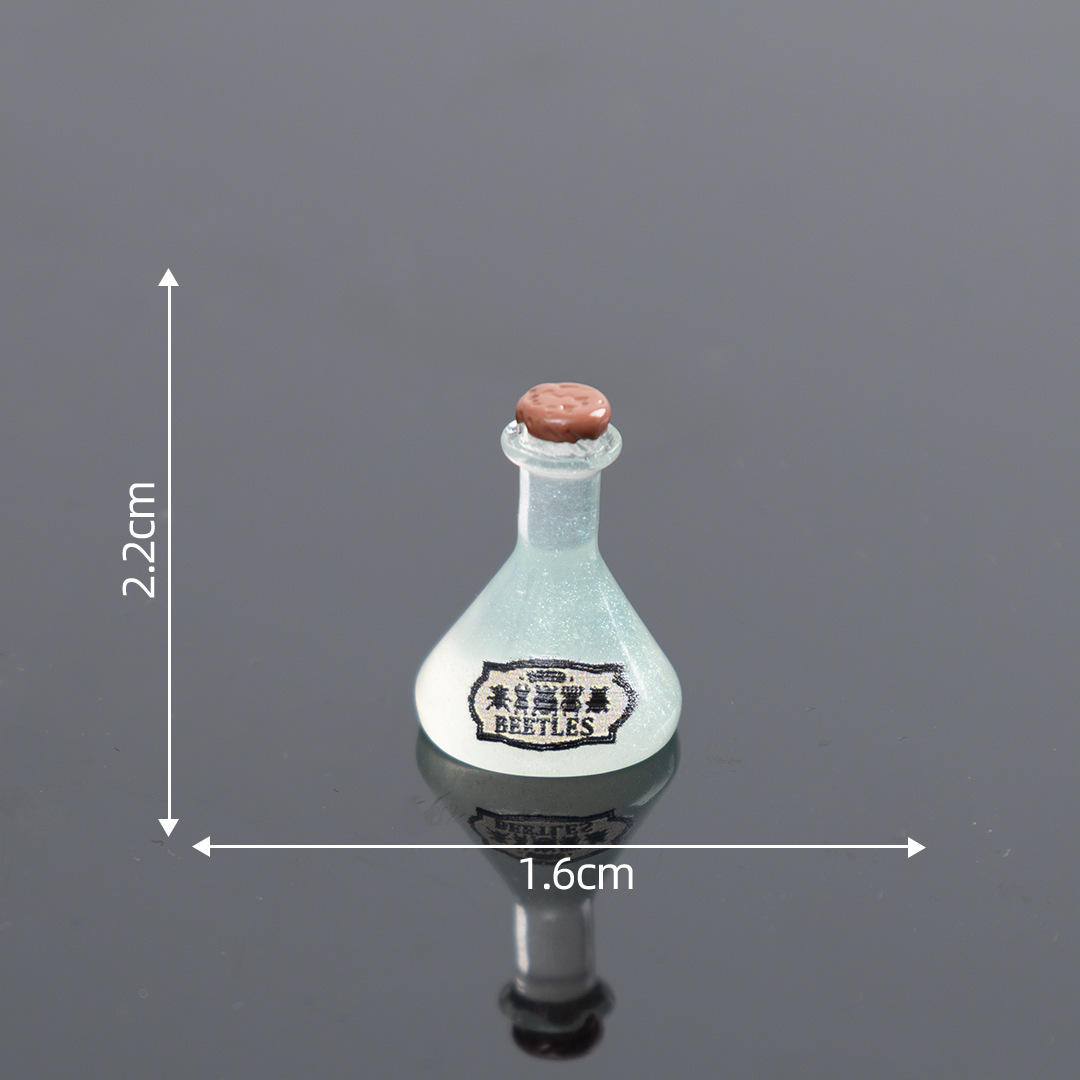 Non. 4 bouteilles d'eau médicinale bleue