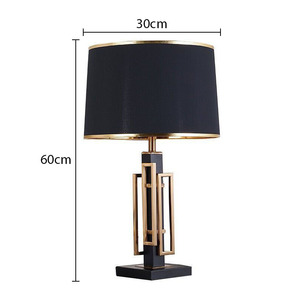 Yüksek Kaliteli Modern Demir Elektrikli LED Masa Lambaları Cam Abajurlu Ev Dekorasyonu Otel Yatak Odası Ofis Masa Lambası - Product Image 1