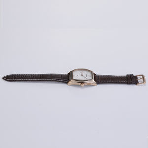 Montres-bracelets de luxe personnalisées en usine, bracelet en cuir marron, verre saphir, rectangle en acier, boucle carrée, 40 mm, cristal, tendance - Product Image 4