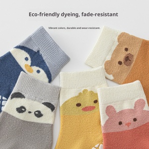 Calcetines Antideslizantes para Bebés y Niños Pequeños, con Diseño <span class=keywords><strong>de</strong></span> Pingüino <span class=keywords><strong>de</strong></span> Dibujos Animados, Cálidos, Sin Costuras, <span class=keywords><strong>de</strong></span> Spandex/Nailon/Algodón, para Primavera - Product Image 4