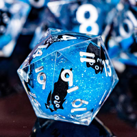 Dés à jouer polyédriques en résine liquide, peints à la main, écologiques, à bords vifs, avec paillettes galaxie, motif chat noir mignon, pour DND RPG TTRPG