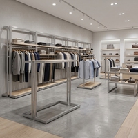 Présentoir de Magasin en Métal et Bois pour Vêtements, T-shirts et Articles de Mode – Idéal pour Boutiques et Commerces