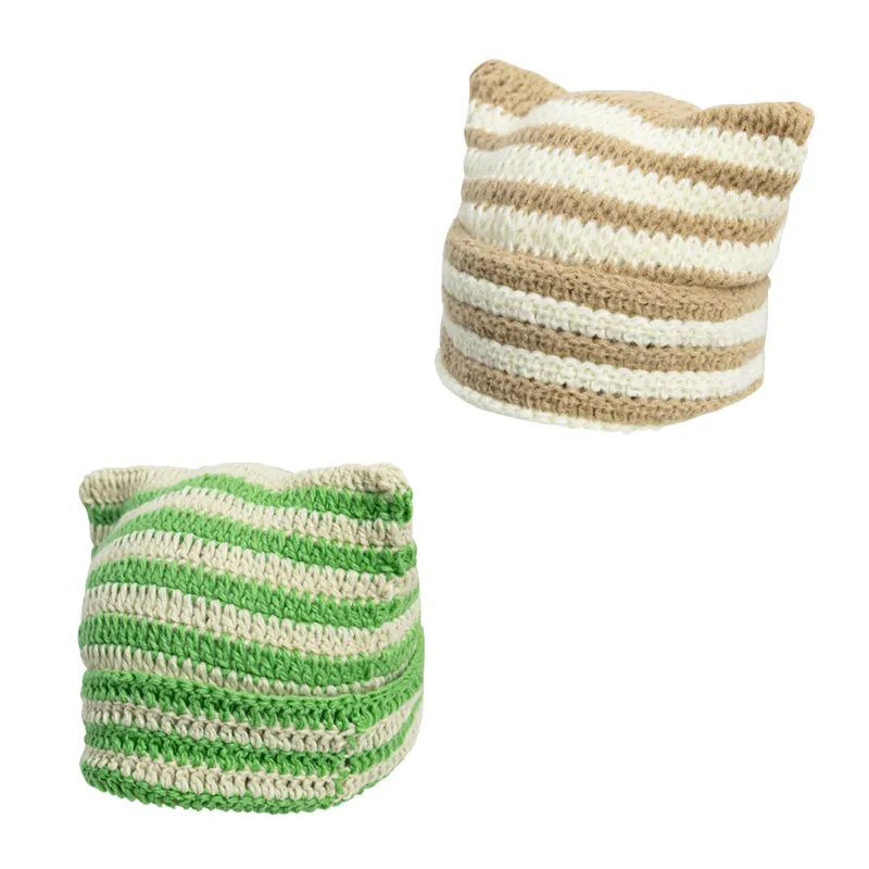 Nouveau design de gros Chapeaux rayés chauds au crochet à la mode Bonnet tricoté mignon à oreilles de chat pour femmes