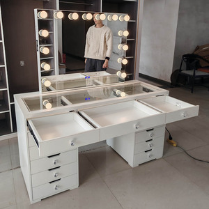 Tocador <span class=keywords><strong>de</strong></span> <span class=keywords><strong>Maquillaje</strong></span> OEM con Espejo y Luces, Superficie <span class=keywords><strong>de</strong></span> Vidrio, 13 Cajones, Estantes Ajustables, Estación <span class=keywords><strong>de</strong></span> Carga para Dormitorio - Product Image 1