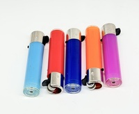 Briquet cylindrique portable au butane du fabricant, type Clipper