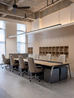 Chaise de bureau exécutive ergonomique en cuir, design luxueux, inclinable, pivotante, réglable en hauteur, accoudoirs fixes, base à cinq branches