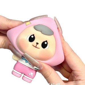 Authentique Hug Bao <span class=keywords><strong>Ao</strong></span> Fruit Silicone Bag Handmade Female Trendy Pendant Gift Cute Winter Toy and Blind Box - Product Image 4