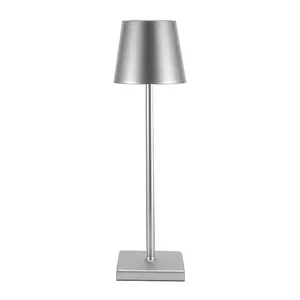 Nuovo stile nordico soggiorno atmosfera luce decorativa in alluminio baldacchino lampada da tavolo camera da letto accanto alla lampada a luce notturna