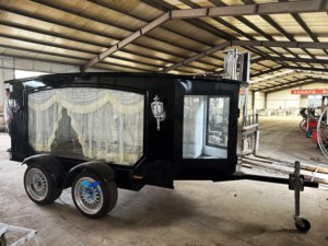 Venta al por mayor Premium Funeral coach Black Horse-drawn Hearse Carriage Regal Motorcycle Hearse para Ceremonia - Product Image 5