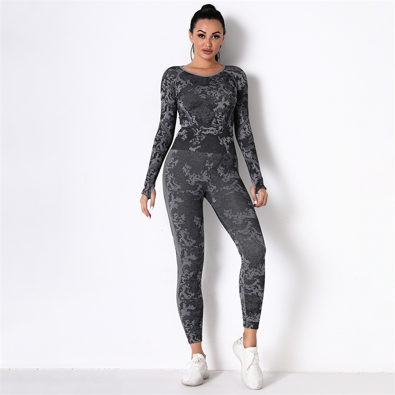 5 colors Fashion Modern Breathable Workout Clothing Women Active Wear Yoga Set hygroscopic and sweat releasing