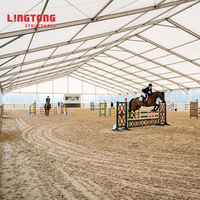 Manège couvert à portée libre avec structure en alliage d'aluminium pour l'entraînement quotidien et le dressage des clubs équestres