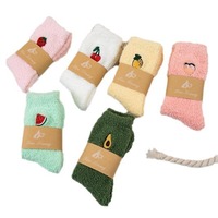 Dameskousen tot halverwege de kuit, koraalfleece, gebreide sokken, Japanse stijl, fruitborduurwerk, pluche, winter, effen kleur, dik, ademend, thermo