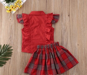 Ensembles de vêtements pour enfants, style britannique, costumes en coton à carreaux pour bébés filles avec design à volants, vente en gros - Product Image 2