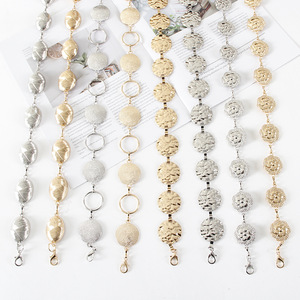 Nouvelle chaîne de taille vintage ethnique en alliage pour <span class=keywords><strong>femme</strong></span>, <span class=keywords><strong>ceinture</strong></span> décorative en métal doré et argenté pour les vacances à la plage - Product Image 1