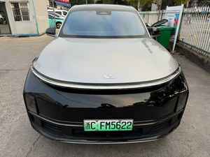 SUV électrique <span class=keywords><strong>de</strong></span> luxe Li L9 Pro 2024 à faible kilométrage, peinture d'origine, <span class=keywords><strong>voiture</strong></span> d'occasion en stock - Product Image 1