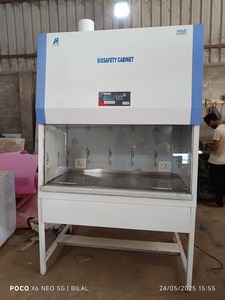 Fabriqué en Inde biosécurité classe A2 personnalisable 3X2X2 banc de laboratoire OEM pour vente à l'exportation fournitures de laboratoire - Product Image 4