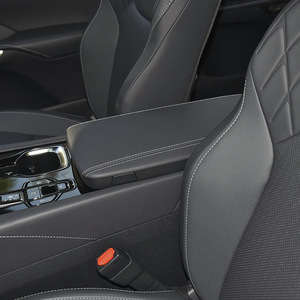 Funda para Reposabrazos de Lexus Serie RX, Cuero de Microfibra Auténtica, con Velcro, Compatible con Modelos 2023, 2024, 2025 y 2026, Decoración para la Consola Central - Product Image 1