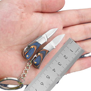 Couteau de poche pliant mini à lame droite en acier inoxydable avec manche en bois, idéal pour le camping et le bricolage, porte-clés, vente chaude, fabrication directe OEM - Product Image 1