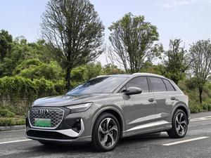 <span class=keywords><strong>Audi</strong></span> Q4 E-tron 40 SUV électrique d'occasion 2024, longue autonomie, véhicule électrique intelligent, prêt à l'exportation, gris sur noir - Product Image 2