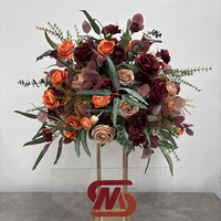 Centre de table floral artificiel automne orange brûlé et marron, arrangement de roses en soie pour mariage, événement ou fête