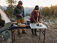 Table pliante HDPE de nouvelle conception avec évier pour fête en plein air, pique-nique, barbecue